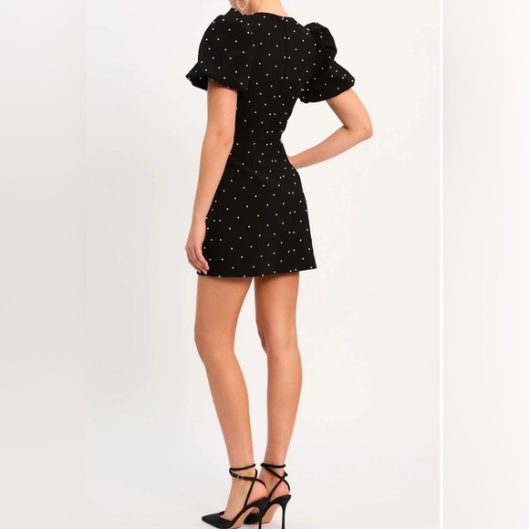 Brand new dress - Picture 2 of 5